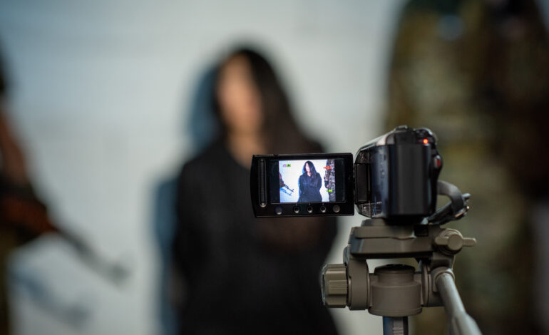 Top 5 Faceless YouTube Channel Niches Making $10K+/Month