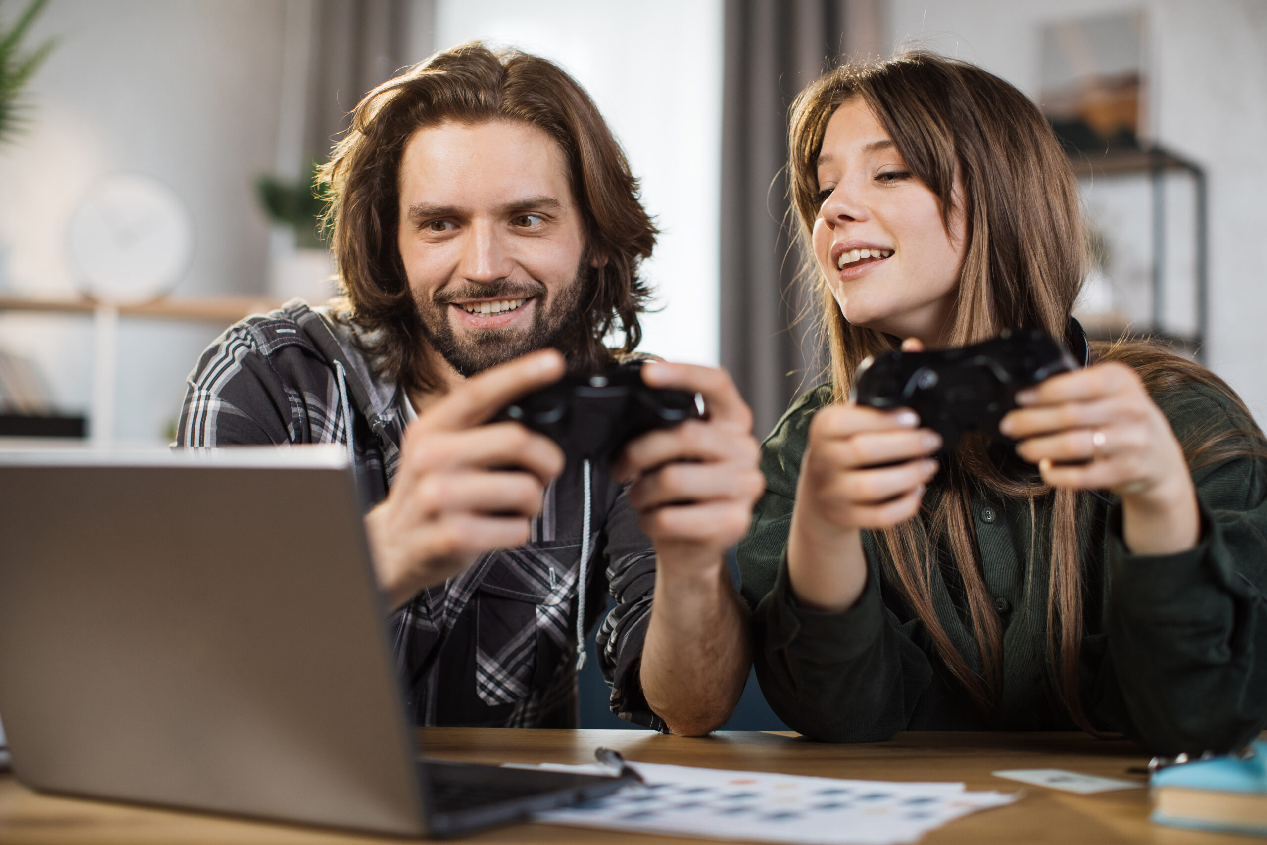 How to Earn Money Playing Video Games Online